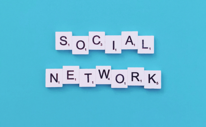 Social Network- Vya[paar jagat