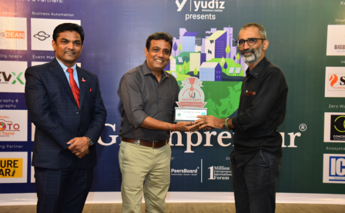 Piyush Rana Bagged Greenpreneur Awards - VyapaarJagat.com